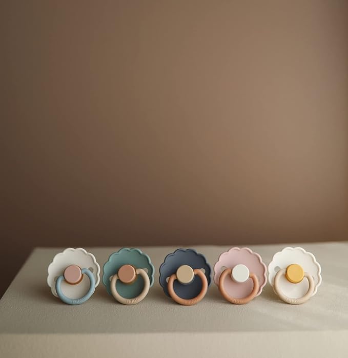 FRIGG Daisy Natural Rubber Baby Pacifier | Made in Denmark | BPA-Free 2-Pack - Image 4