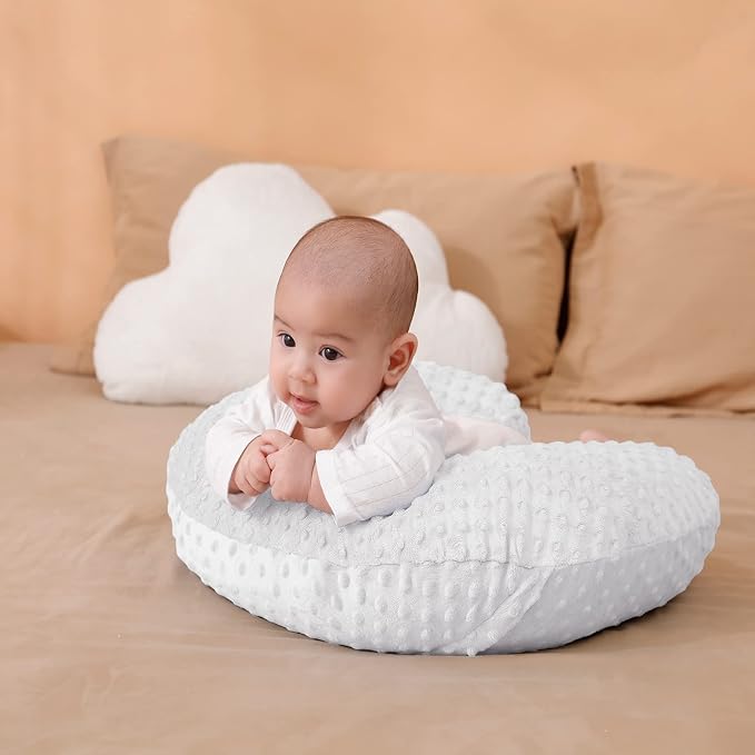 Nursing Pillow and Positioner - Image 7