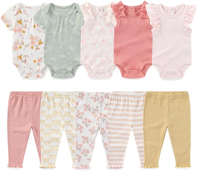 Kiddiezoom Newborn Baby Layette Set 10-Piece by Kiddiezoom