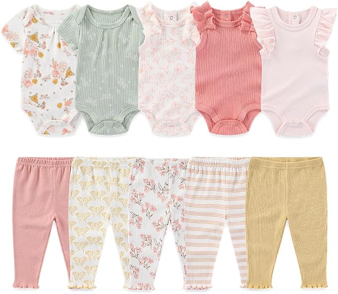 Kiddiezoom Newborn Baby Layette Set 10-Piece by Kiddiezoom