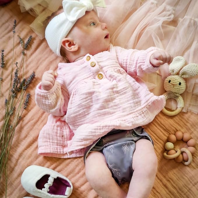 Nora's Nursery Newborn All-in-One Cloth Diaper 14-Pack - Image 9