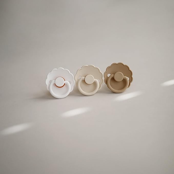 FRIGG Daisy Natural Rubber Baby Pacifier | Made in Denmark | BPA-Free 2-Pack - Image 4