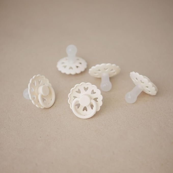 FRIGG Natural Rubber Baby Pacifier 4-Pack Snowflake Dream | Made in Denmark | - Image 6
