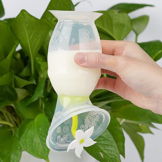 Haakaa Manual Breast Pump Silicone Breast Pump Milk Saver Milk Pump - Image 6