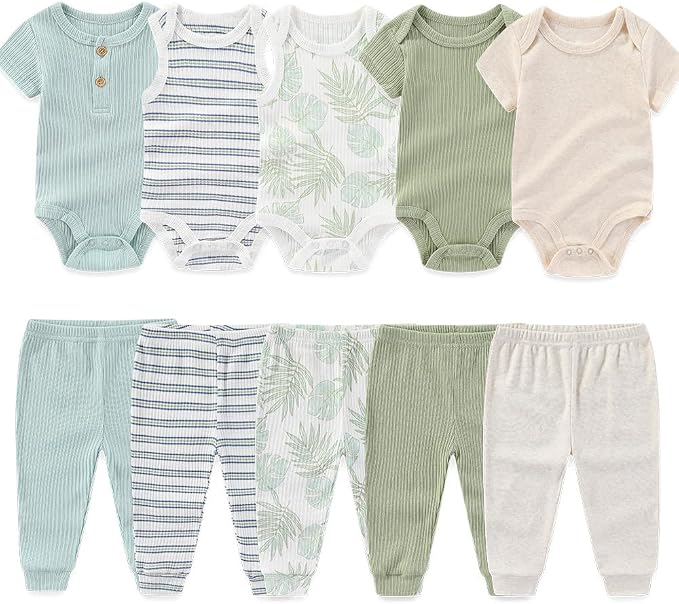 Kiddiezoom Newborn Baby Layette Set 10-Piece by Kiddiezoom