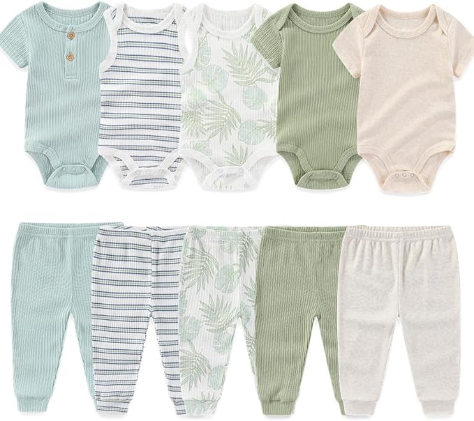 Kiddiezoom Newborn Baby Layette Set 10-Piece by Kiddiezoom
