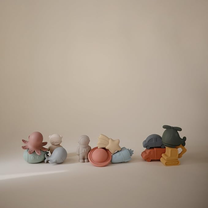 mushie Space Bath Toys Play Set - Image 7