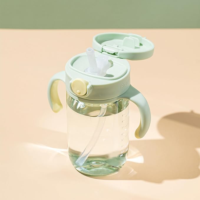 Richell On-the-Go Sippy Cup - Image 2