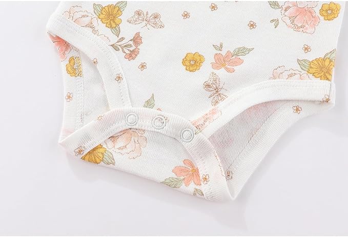 Kiddiezoom Newborn Baby Layette Set 10-Piece - Image 6