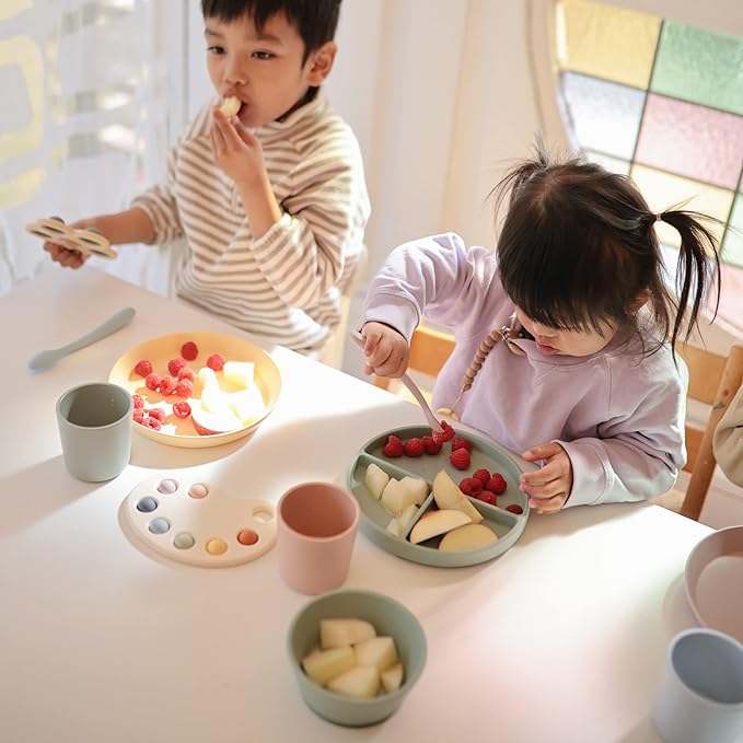 mushie Silicone Baby Feeding Spoons | 2 Pack - Image 3
