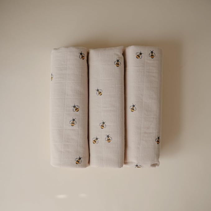 mushie Waterproof Changing Pad Liners | 100% Organic Cotton | Set of 3 - Image 3