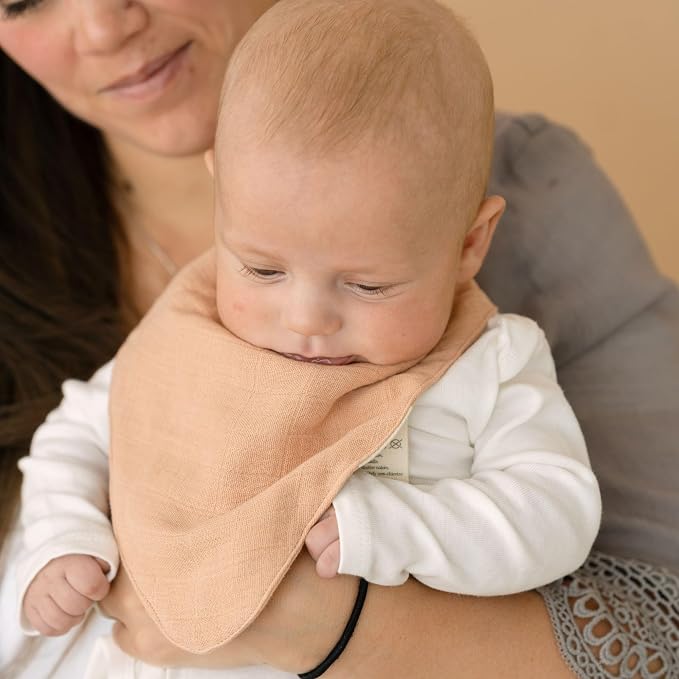 Crane 100% Cotton Baby Bib Set - Image 3