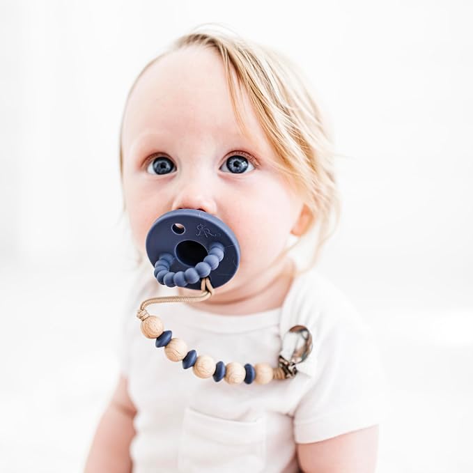 Ryan & Rose Cutie PAT All-in-One Pacifier and Teether Massaging Teething Ring - Image 3