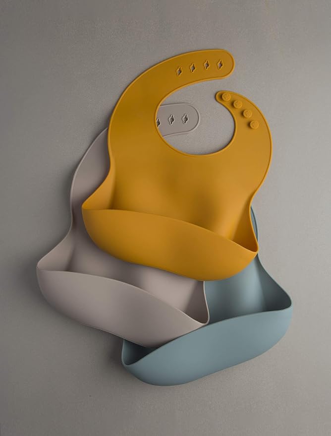 Loulou Lollipop Soft, Waterproof Silicone Feeding Bib - Image 9