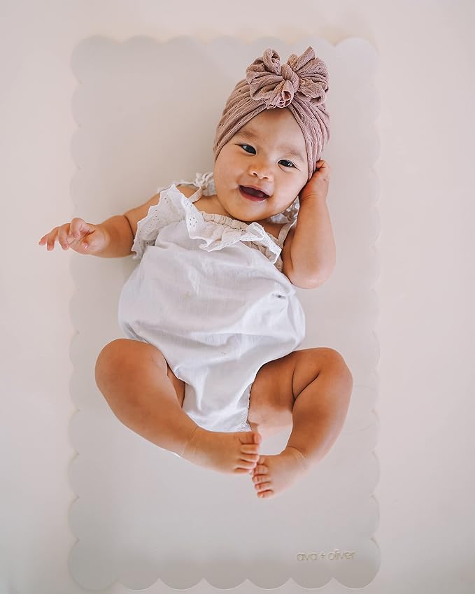 Ava + Oliver Vegan Leather Baby Changing Mat - Image 2