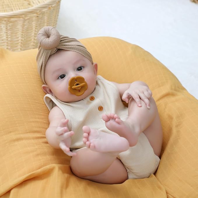 Moonkie Pacifiers Set of 2 | One-Piece Design Baby Pacifier - Image 5