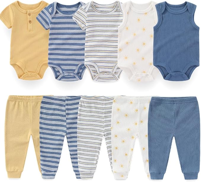 Kiddiezoom Newborn Baby Layette Set 10-Piece by Kiddiezoom