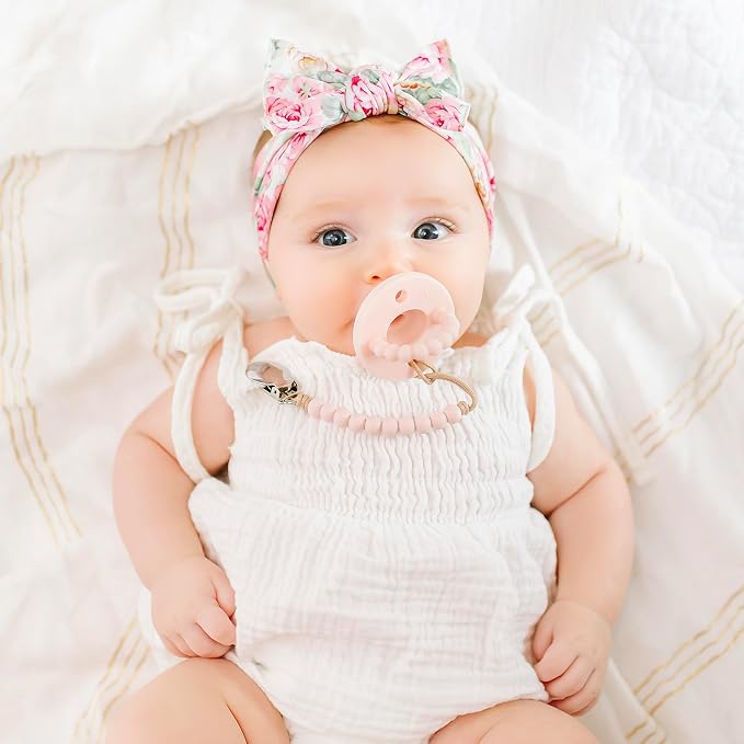 Ryan & Rose Cutie PAT All-in-One Pacifier and Teether Massaging Teething Ring - Image 3