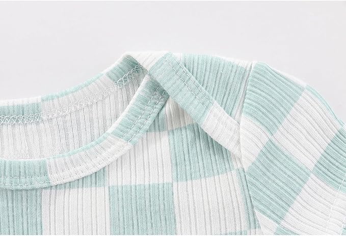 Kiddiezoom Newborn Baby Layette Set 10-Piece - Image 5
