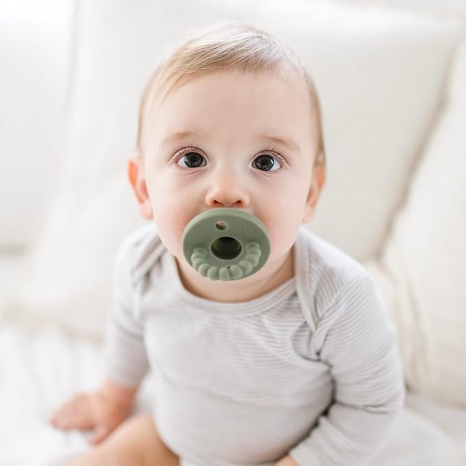 Ryan & Rose Cutie PAT Pacifier Teether - Image 3