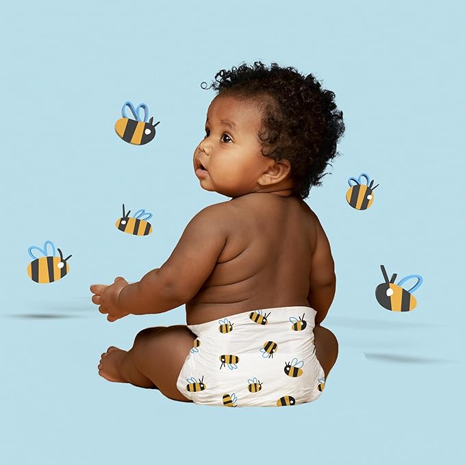 Hello Bello Premium Diapers Size 4 Busy Bees Designs, 21ct Jumbo Pack - Image 4