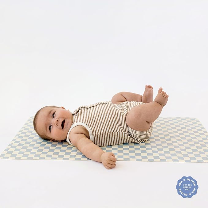 Ava + Oliver Vegan Leather Baby Changing Mat - Image 4