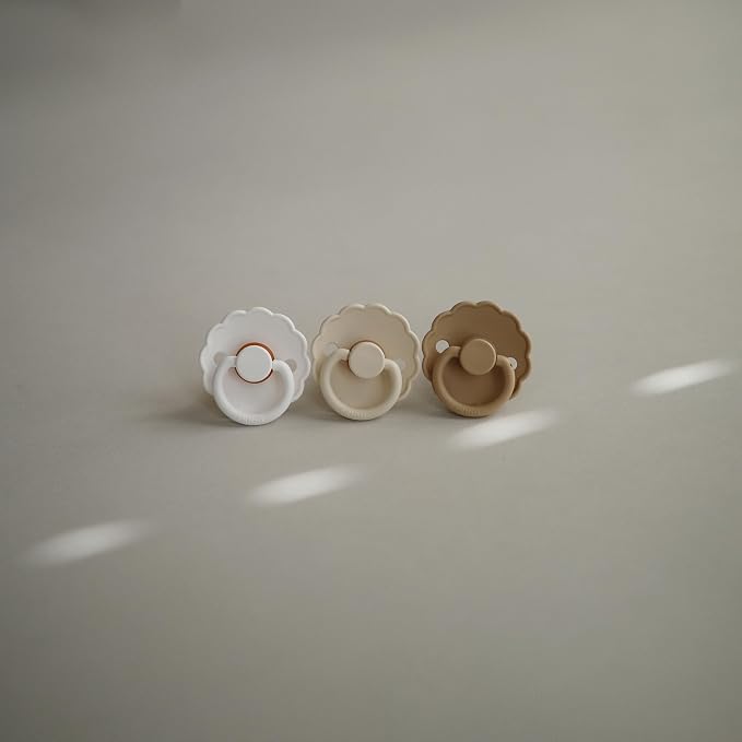 FRIGG Daisy SilkySoft Silicone Baby Pacifier | Made in Denmark | BPA-Free - Image 5