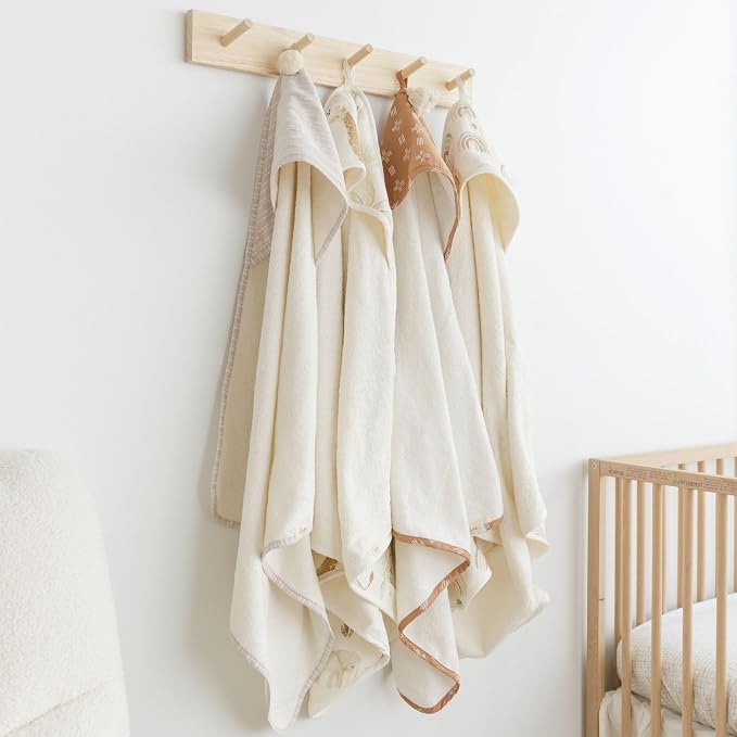 Crane Hooded Towel - Image 3