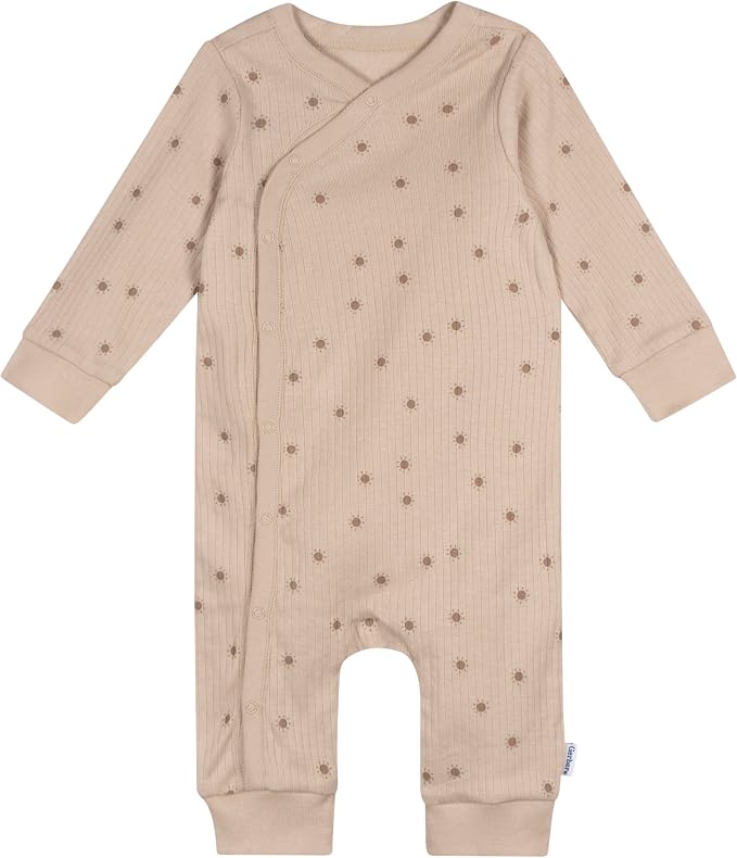 Gerber unisex-baby 9-piece Baby Gift Set - Image 2