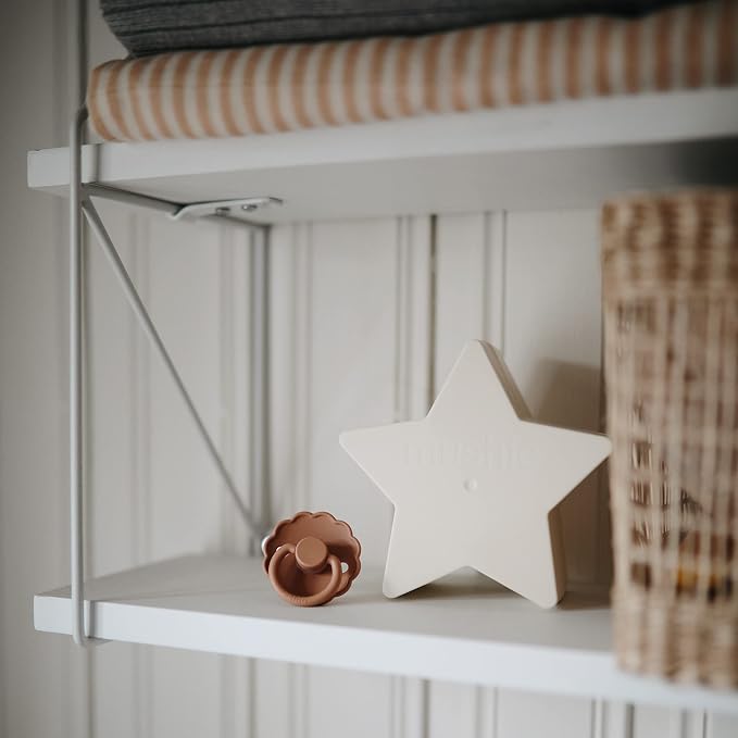 FRIGG Daisy Natural Rubber Baby Pacifier | Made in Denmark | BPA-Free 2-Pack - Image 7