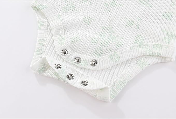 Kiddiezoom Newborn Baby Layette Set 10-Piece - Image 6