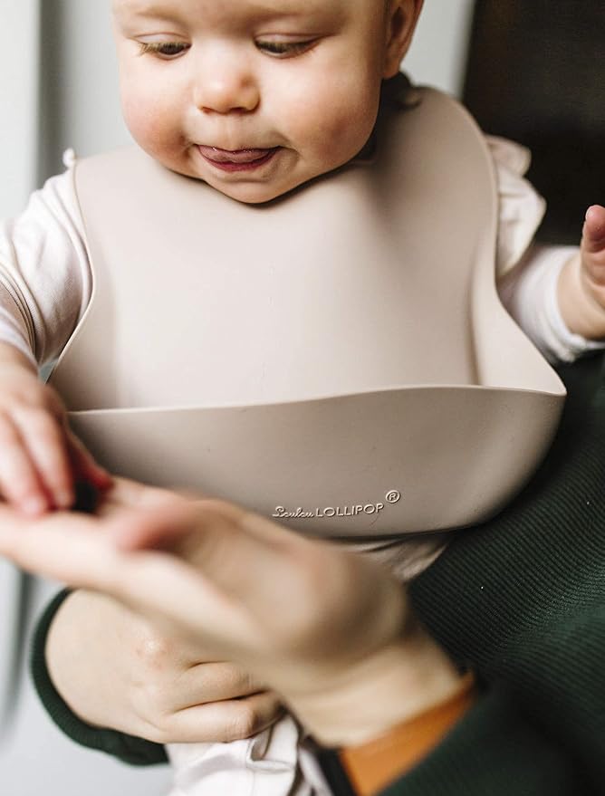 Loulou Lollipop Soft, Waterproof Silicone Feeding Bib - Image 8