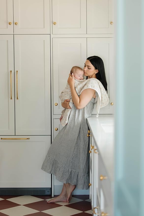 Oilo Burp Cloth 2-Pack Set, Organic Premium Cotton 4-Way Muslin, Luxuriously - Image 6