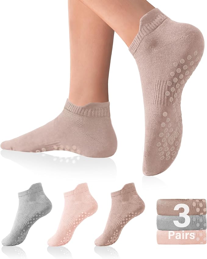 DIBAOLONG Pilates Socks with Grips by DIBAOLONG