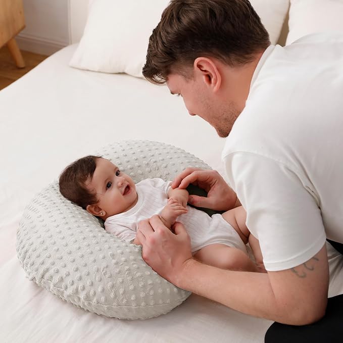 Baby Nursing Pillow and Body Positioner - Image 3