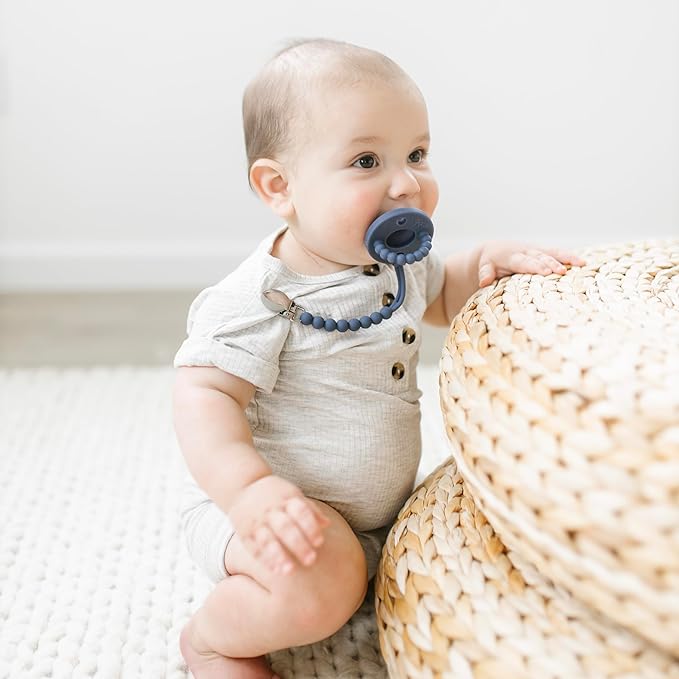Ryan & Rose Cutie PAT All-in-One Pacifier and Teether Massaging Teething Ring - Image 3