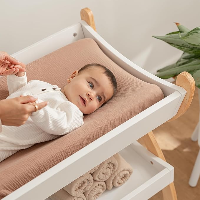 Comfy Cubs Baby Changing Table - Image 5