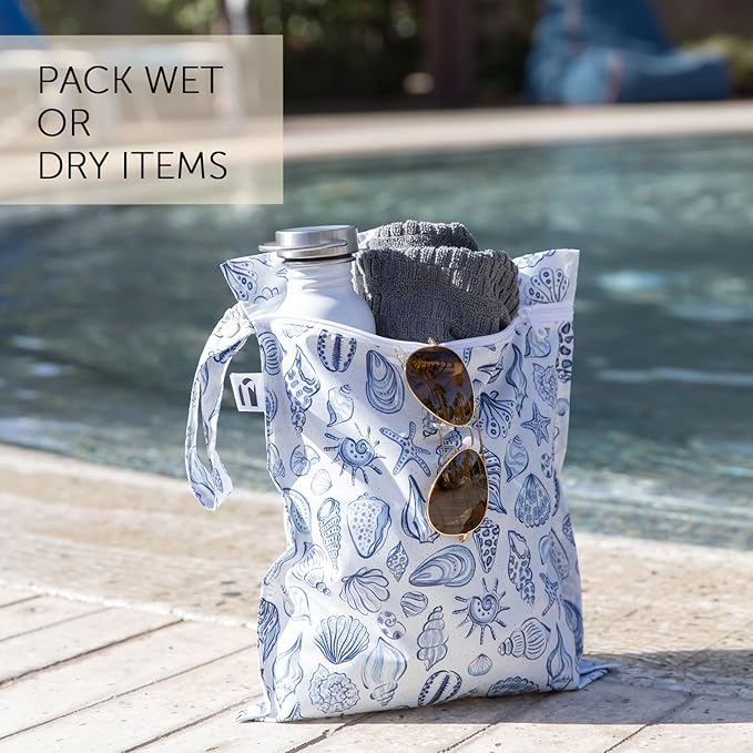 Bumkins Roamio Wet Bag and 3-Pack Clear-Sided Travel Pouches, Waterproof Fabric - Image 3