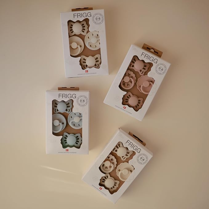 FRIGG Baby's First Pacifier​ Set | Floral Heart 4-Pack | Made in Denmark | - Image 4