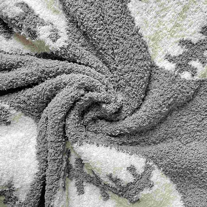 Cozy Baseball Pattern Blanket Perfect Lightweight Bedding - Image 5