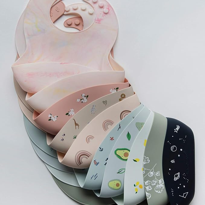 Loulou Lollipop Soft, Waterproof Silicone Feeding Bib - Image 7