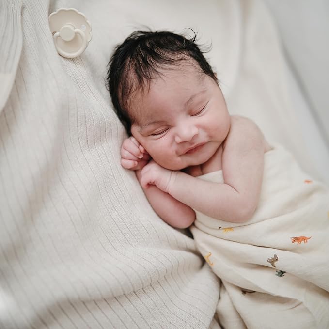 mushie Muslin Baby Swaddle Blanket | 100% Organic Cotton - Image 3