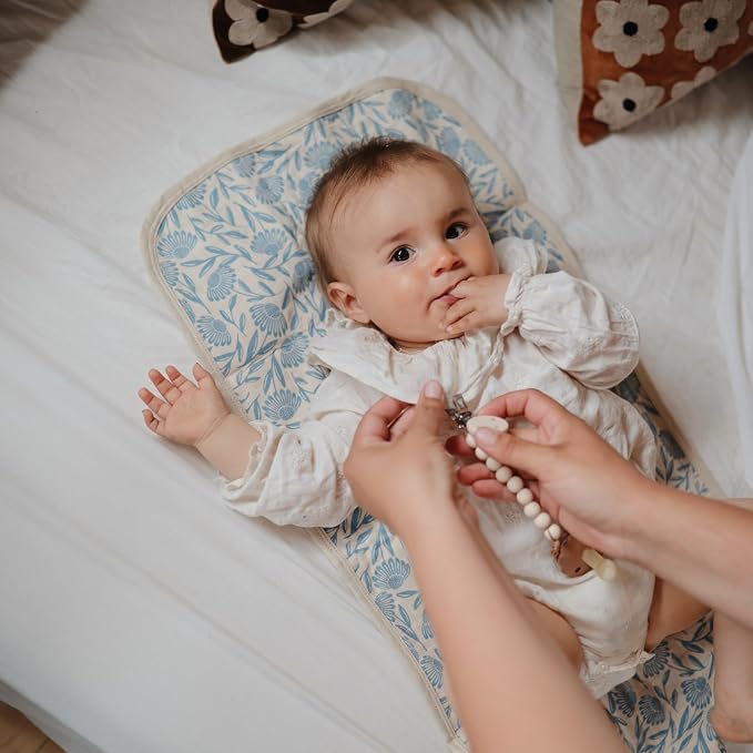 mushie Waterproof Changing Pad Liners | 100% Organic Cotton | Set of 3 - Image 4