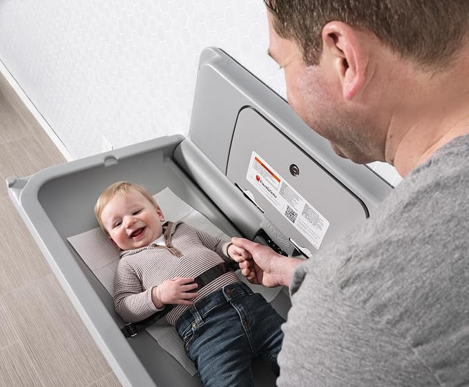 Foundations 2-Ply Disposable Non-Waterproof Baby Changing Station Liner Refills - Image 9