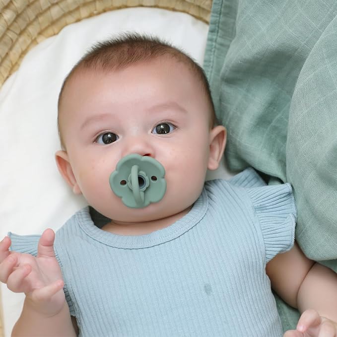 Moonkie Pacifiers Set of 2 | One-Piece Design Baby Pacifier - Image 5