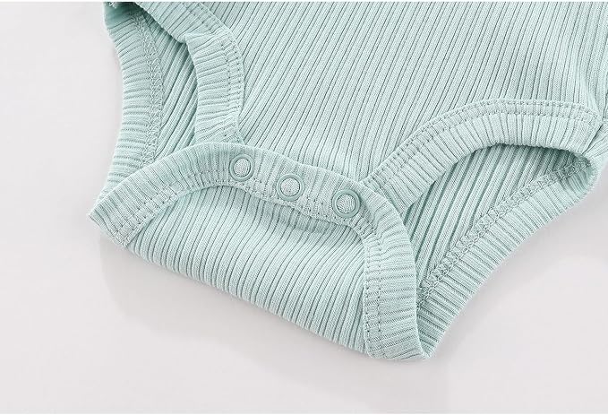 Kiddiezoom Newborn Baby Layette Set 10-Piece - Image 5