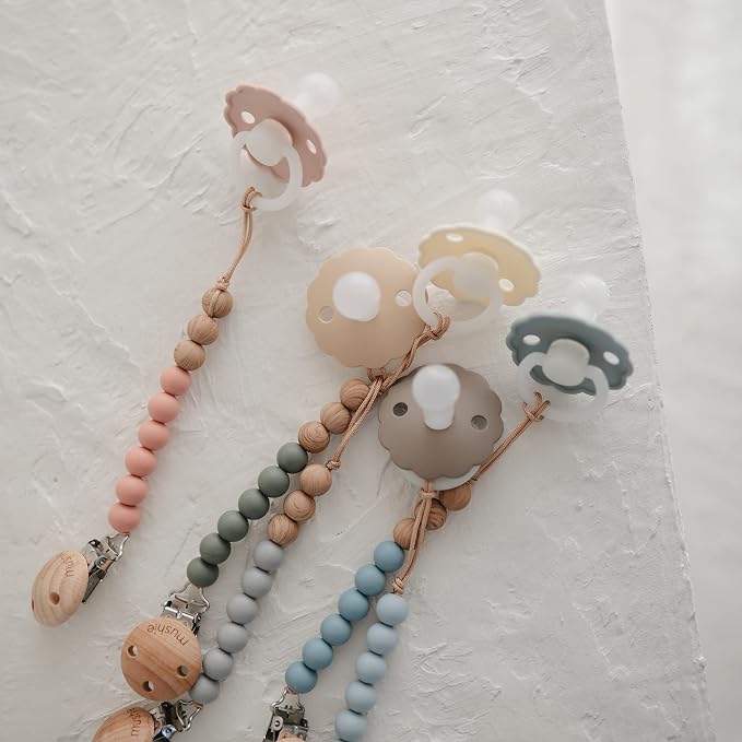 FRIGG Daisy Night SilkySoft Silicone Baby Pacifier | Made in Denmark | BPA-Free - Image 4