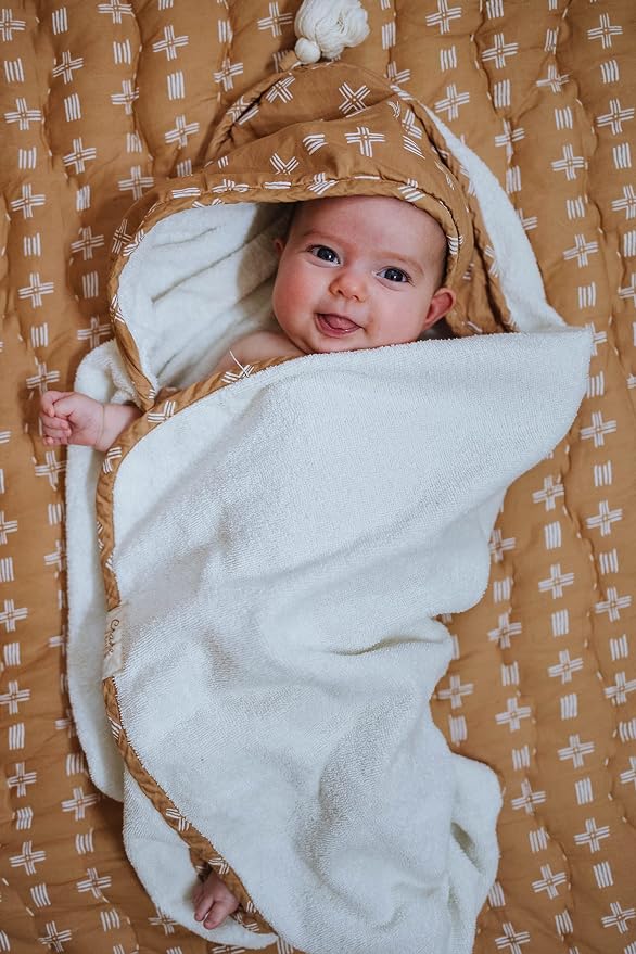 Crane Copper Dash Hooded Baby Towel - Image 2