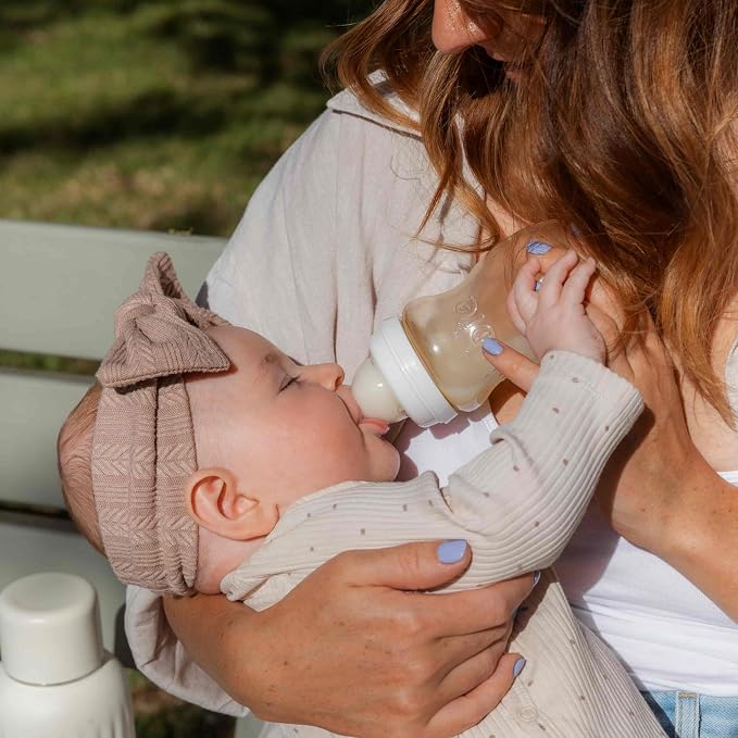 Minbie 3 Month+ Breastfeeding Baby Bottle, BPA-Free Kit - Image 2