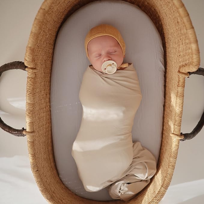 FRIGG Rope Natural Rubber Baby Pacifier | Made in Denmark | BPA-Free - Image 3